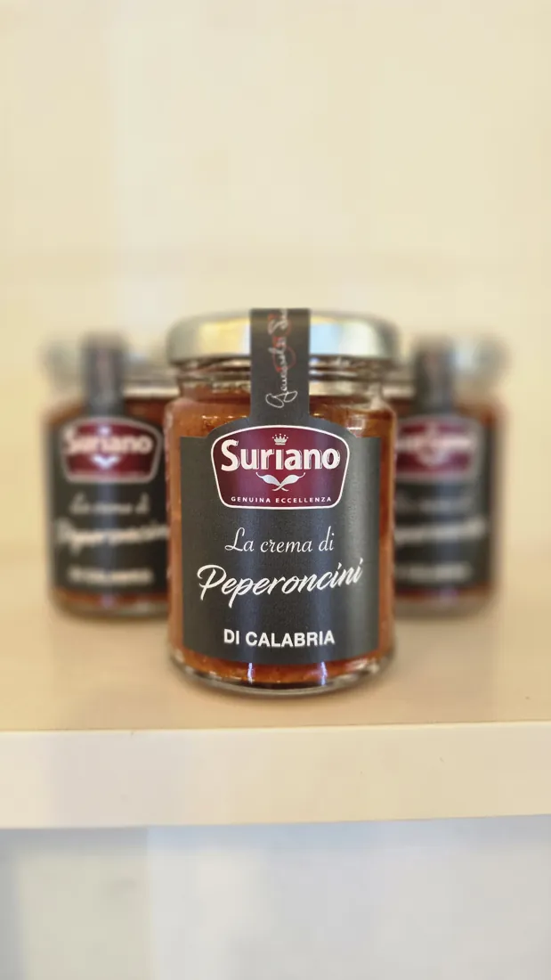 Crema de peperoncini de Calabria (Suriano) — producto gourmet italiano picante en Pasta Life, Barcelona