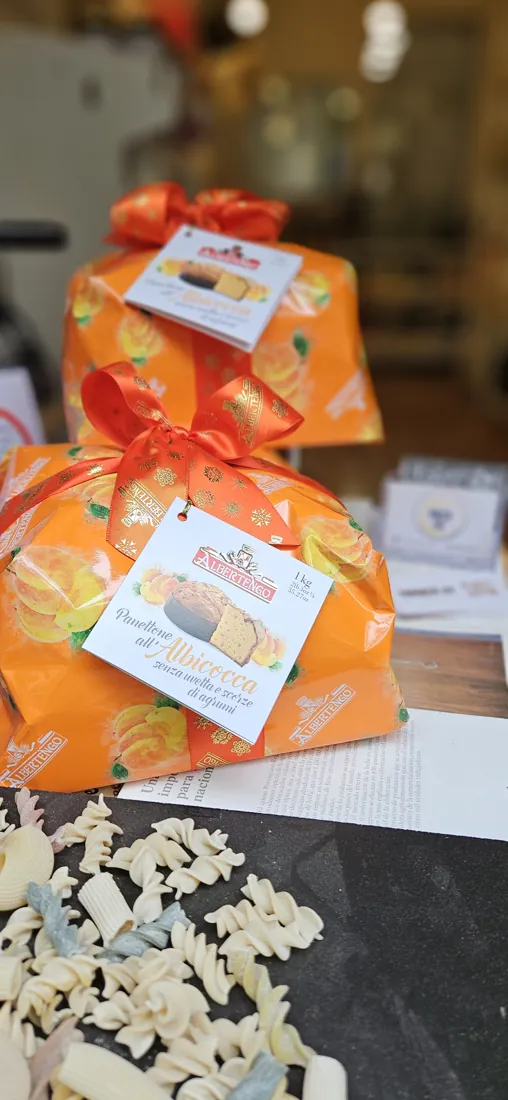 Panettone de albaricoque Albertengo